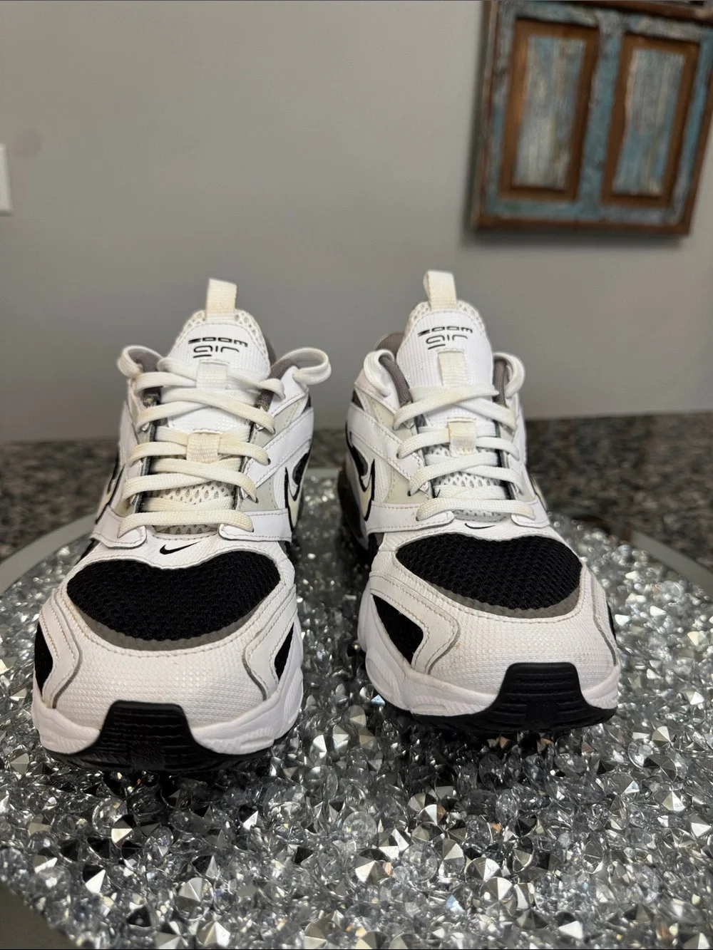 Nike Air Zoom Fire White and Black Sneakers EUC 8
